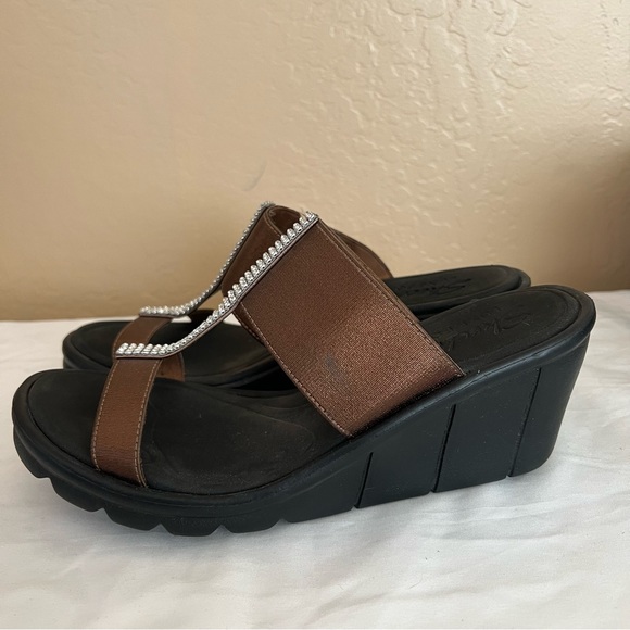 Skechers Memory Foam Wedge Sandals - Size 10 - Picture 5 of 6